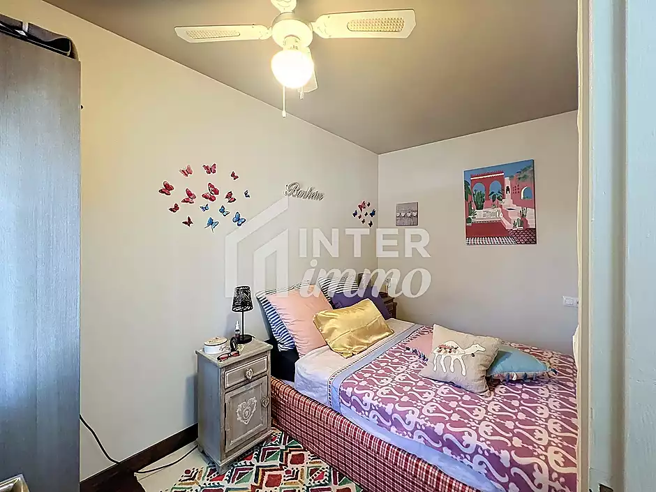 Apartament amb vistes al canal, terrassa i p&agrave;rquing a Empuriabrava - foto 17 de 23