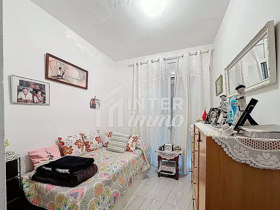 Casa amb jard&iacute; i garatge a 300 m de la platja Empuriabrava - foto 13 de 45
