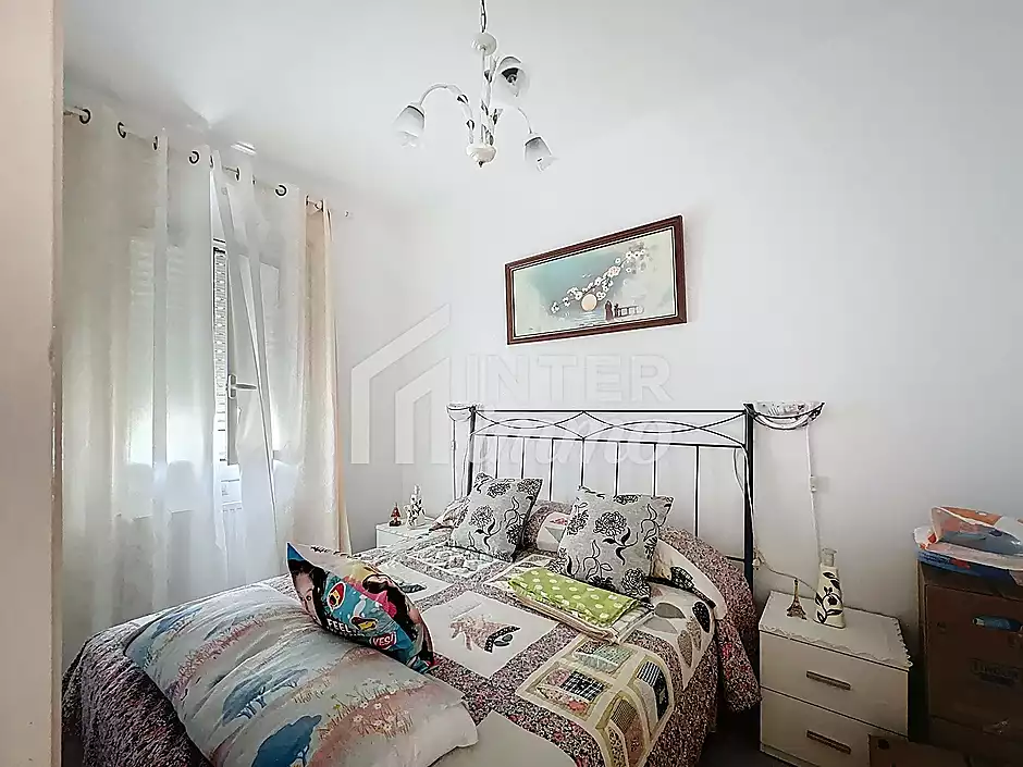 Casa amb jard&iacute; i garatge a 300 m de la platja Empuriabrava - foto 15 de 45