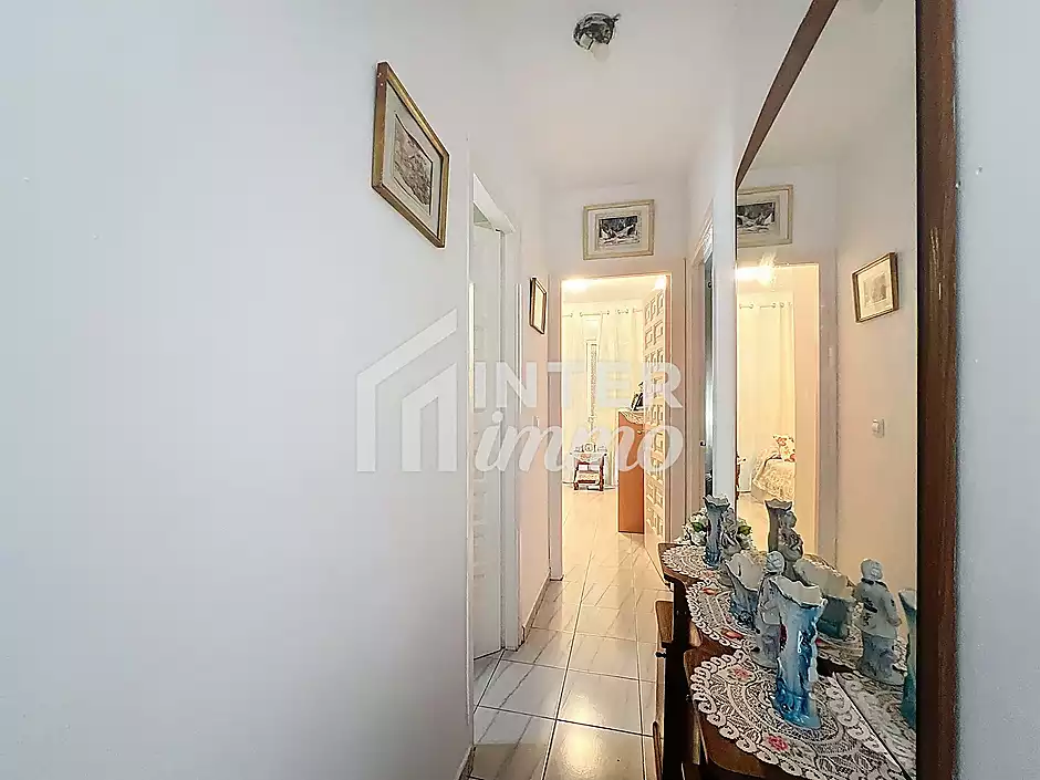 Casa amb jard&iacute; i garatge a 300 m de la platja Empuriabrava - foto 26 de 45