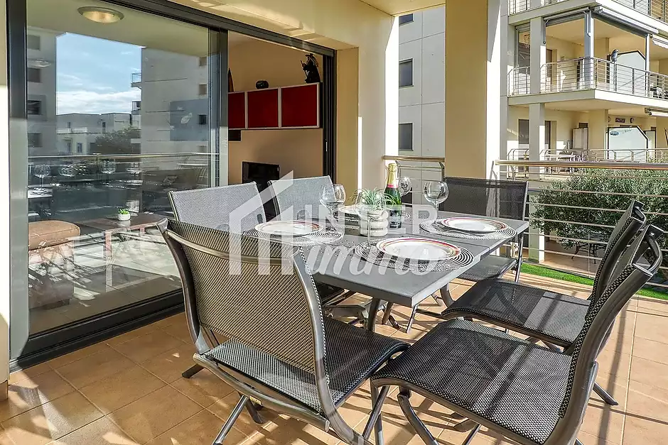 Apartament d'alt standing a Roses a 50 m del mar - foto 2 de 30