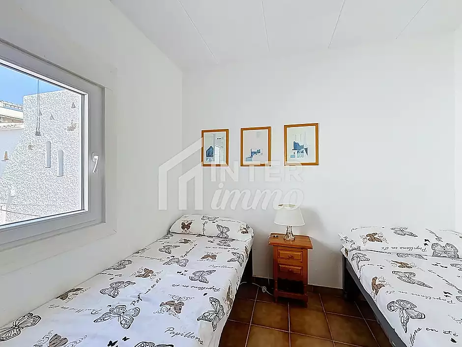 Casa amb amarratge privat en resid&egrave;ncia amb piscina a Santa Margarita, Roses - foto 25 de 30