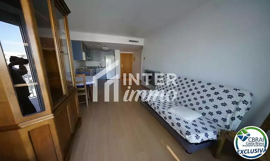 One-bedroom penthouse apartment with a cellar and a private parking space for sale in Roses - photo 8 of 15