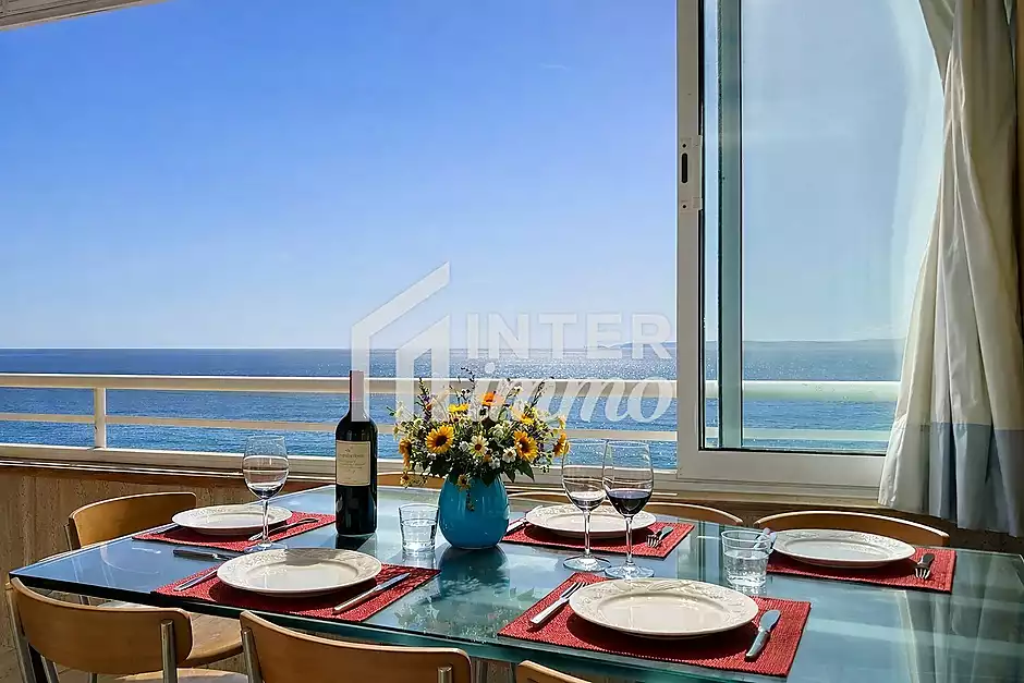 For sale apartment with total sea view in the Far district of Roses - photo 1 of 26