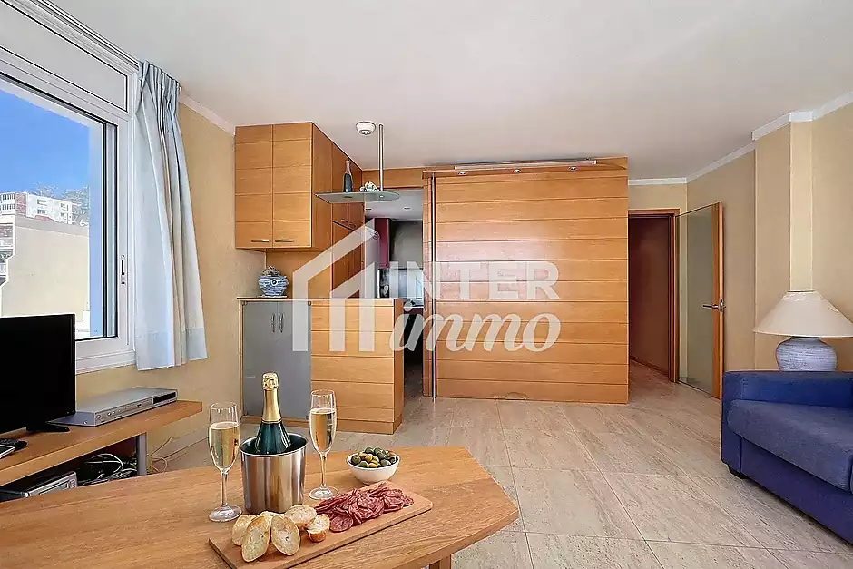 For sale apartment with total sea view in the Far district of Roses - photo 5 of 26