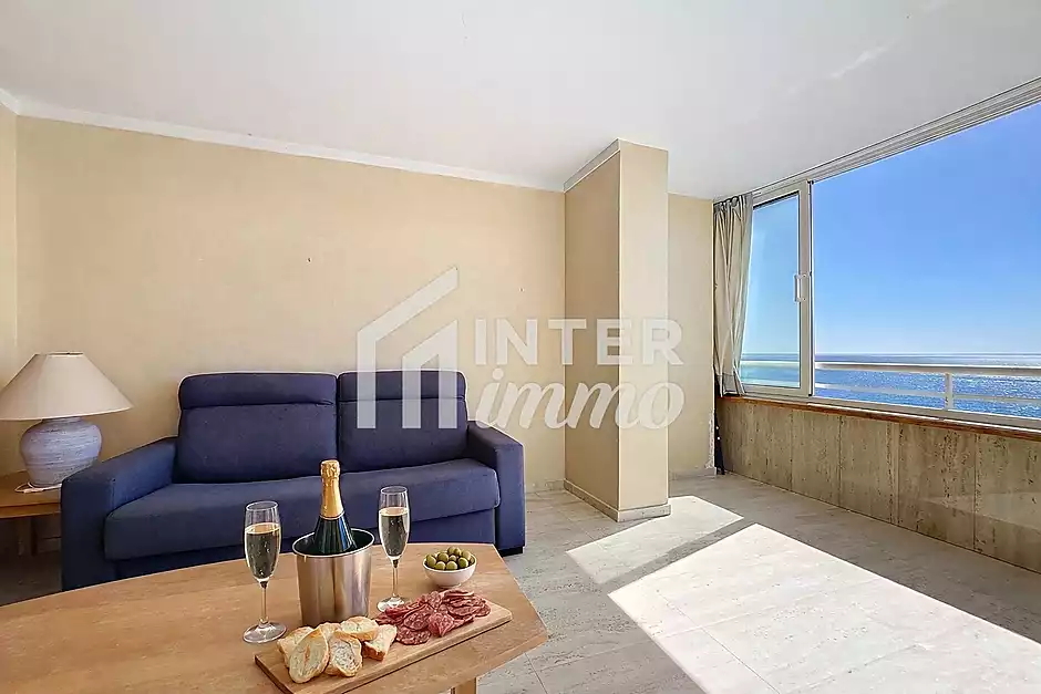 For sale apartment with total sea view in the Far district of Roses - photo 8 of 26
