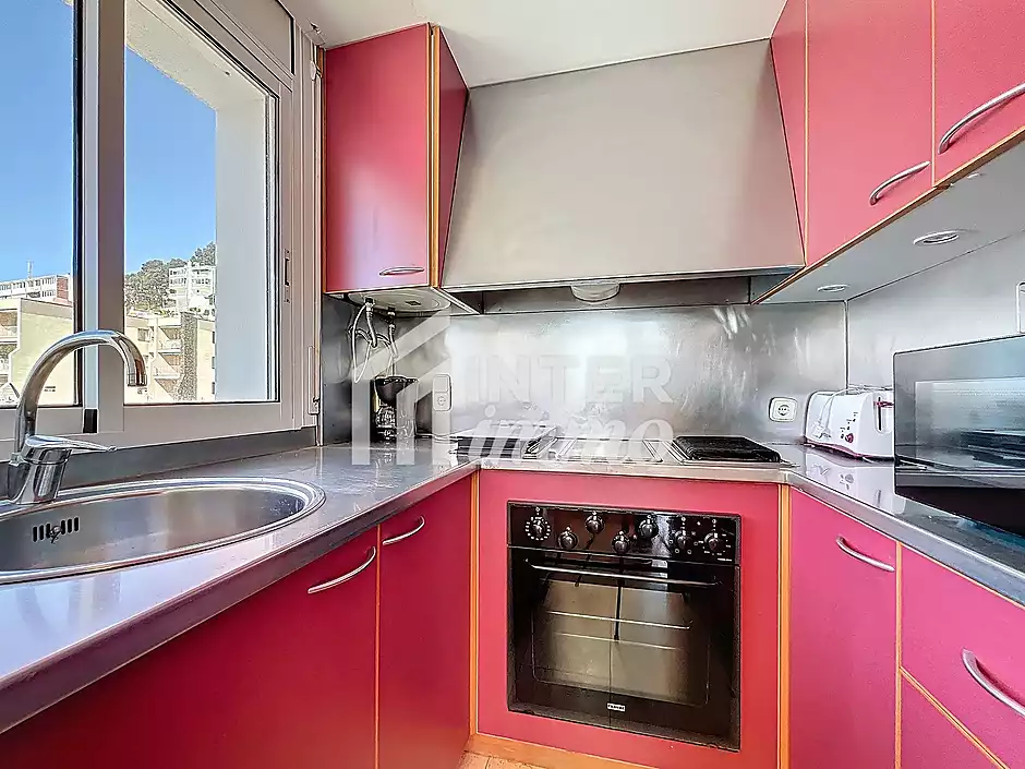 For sale apartment with total sea view in the Far district of Roses - photo 11 of 26