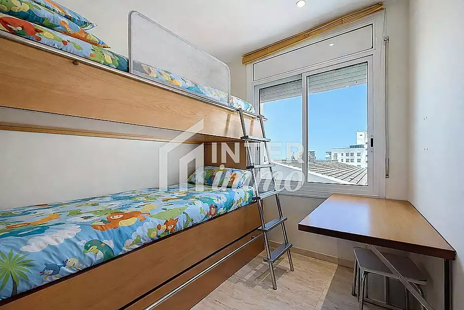 For sale apartment with total sea view in the Far district of Roses - photo 16 of 26