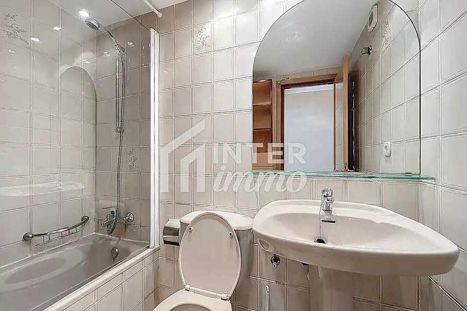 For sale apartment with total sea view in the Far district of Roses - photo 18 of 26