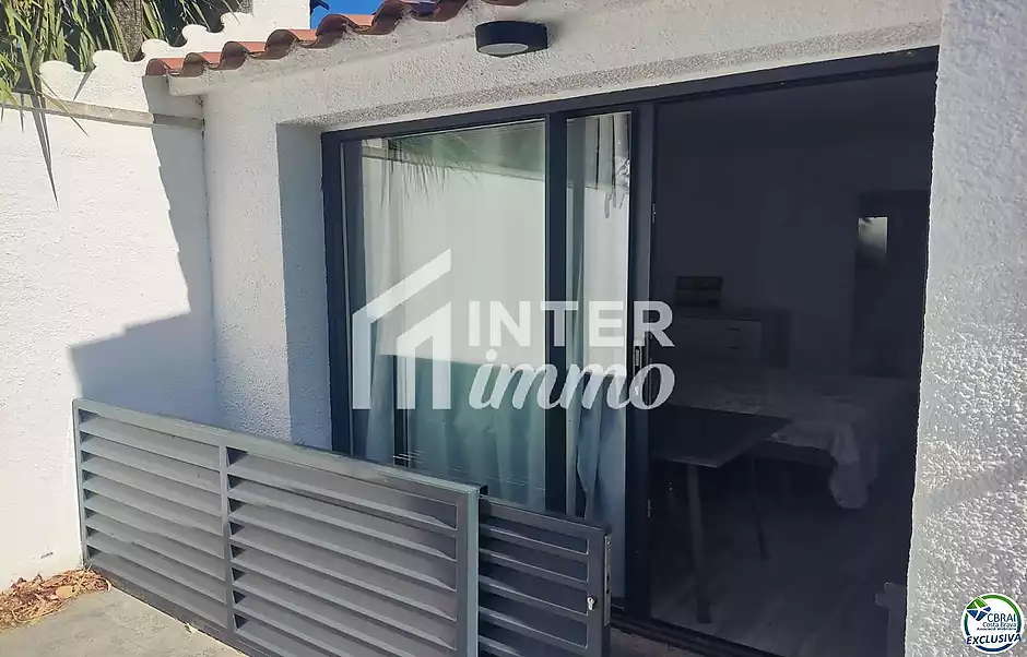 Beautiful house with a pool and a guest apartment. - photo 7 of 22