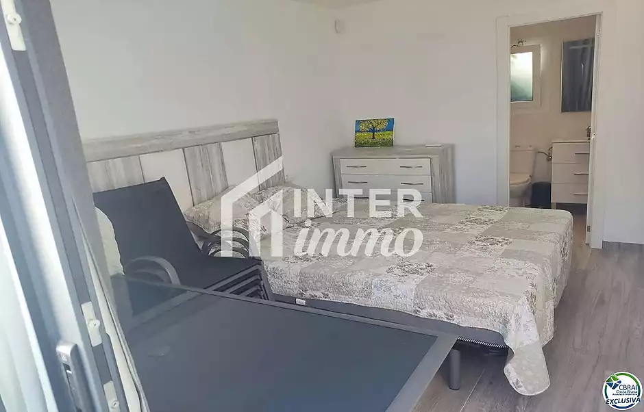 Beautiful house with a pool and a guest apartment. - photo 9 of 22