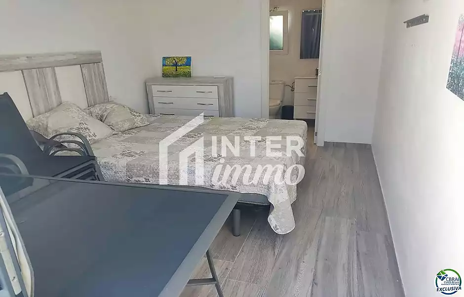 Beautiful house with a pool and a guest apartment. - photo 11 of 22