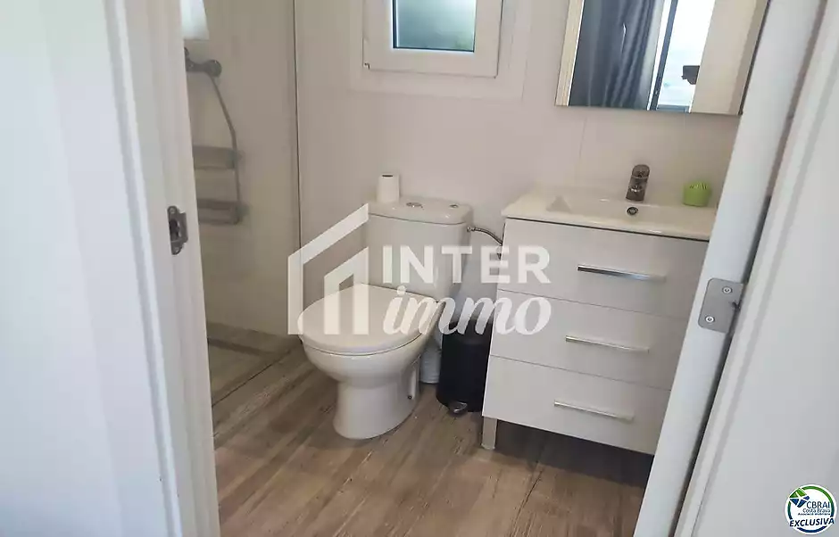 Beautiful house with a pool and a guest apartment. - photo 19 of 22