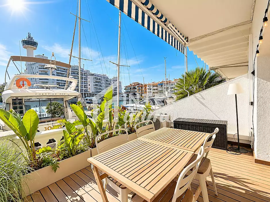 En venda: Magn&iacute;fic Apartament amb Vistes al Canal i Llic&egrave;ncia Tur&iacute;stica - foto 24 de 28