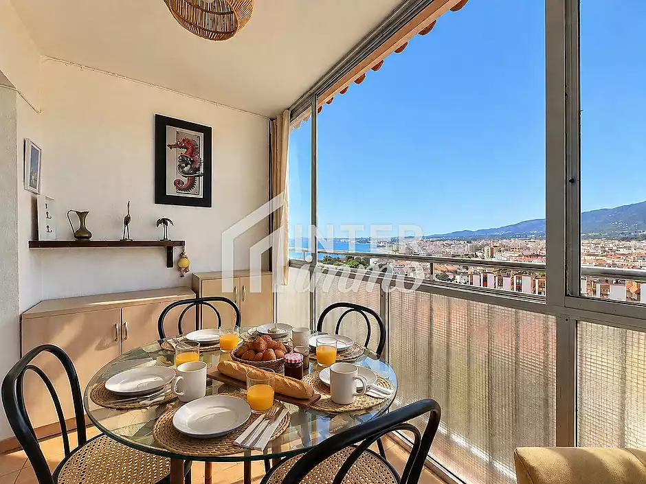 Appartement dernier étage avec vue panoramique sur la baie de Roses - photo 1 sur 23