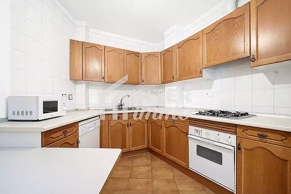 Sus vacaciones en Roses: 4 habitaciones, terraza y vistas al mar - foto 9 de 26