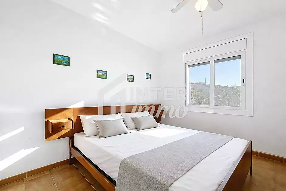 Sus vacaciones en Roses: 4 habitaciones, terraza y vistas al mar - foto 4 de 26