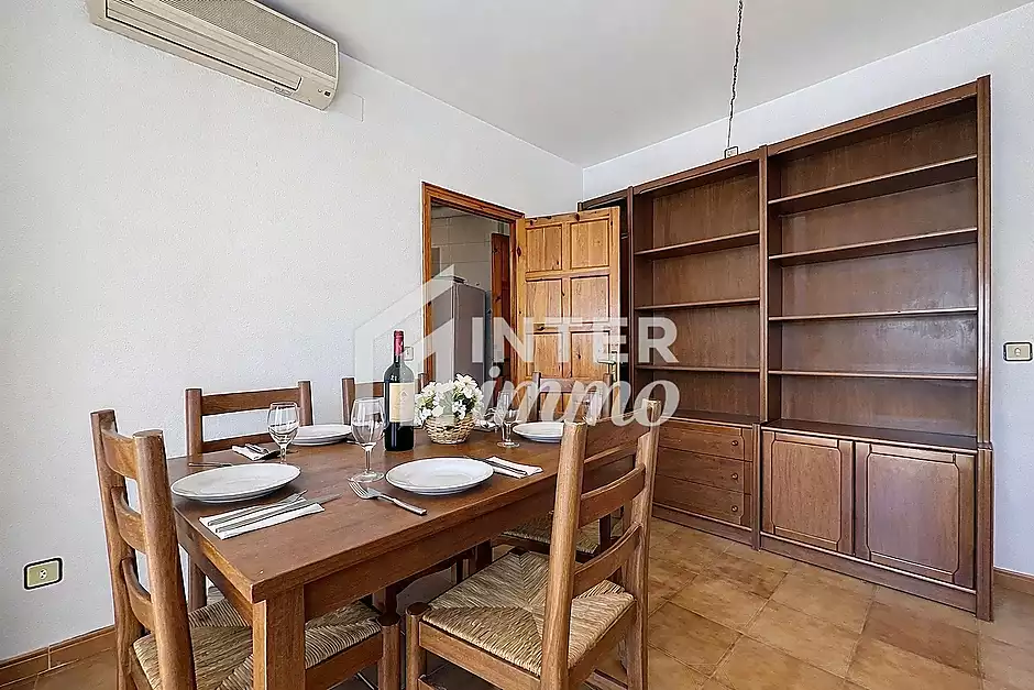 Sus vacaciones en Roses: 4 habitaciones, terraza y vistas al mar - foto 8 de 26