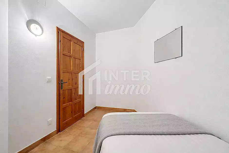 Sus vacaciones en Roses: 4 habitaciones, terraza y vistas al mar - foto 16 de 26