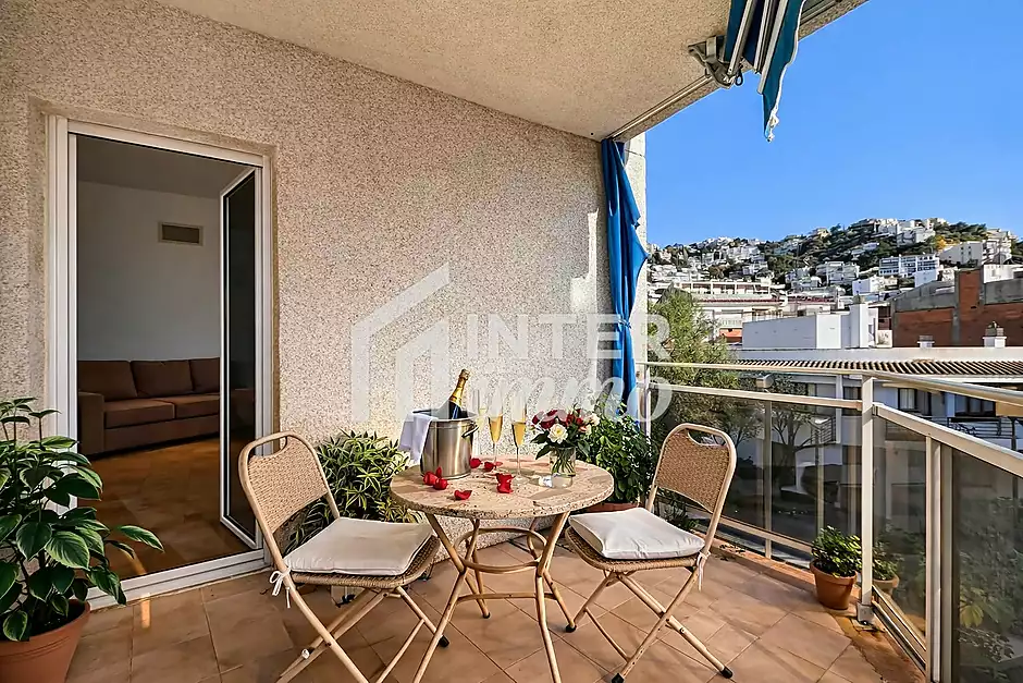 Sus vacaciones en Roses: 4 habitaciones, terraza y vistas al mar - foto 22 de 26