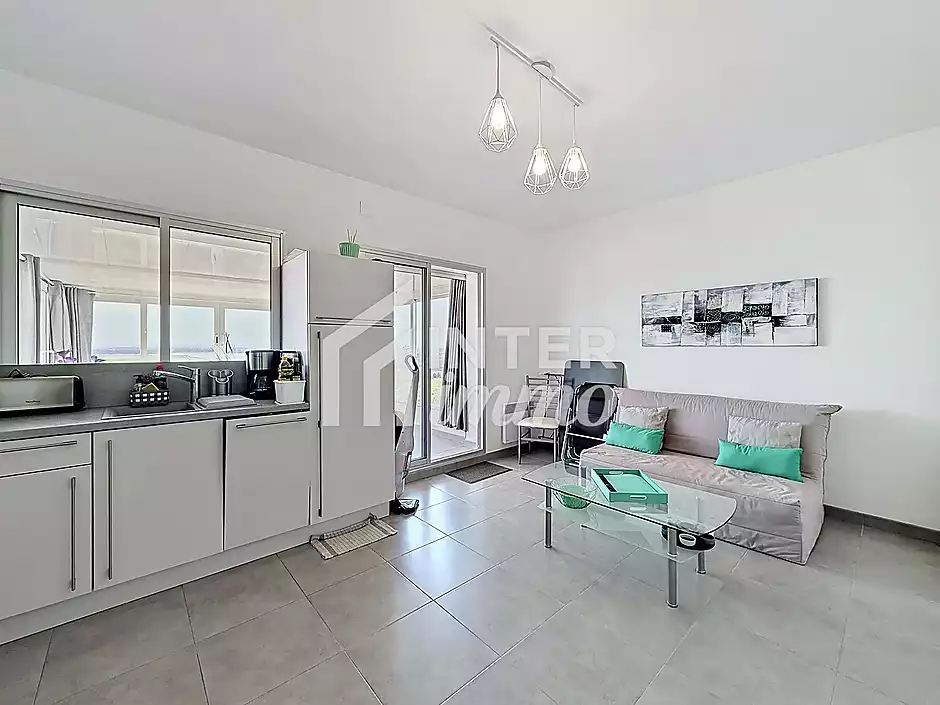 À vendre à Rosas – Studio rénové avec terrasse de 72 m² et vue panoramique sur la mer - photo 3 sur 25