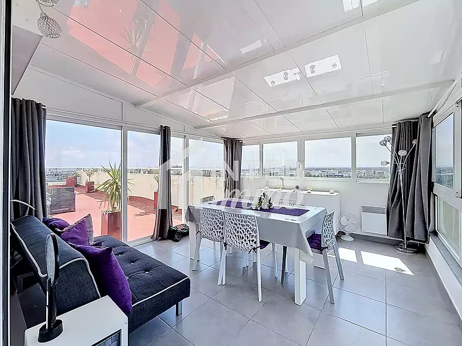 À vendre à Rosas – Studio rénové avec terrasse de 72 m² et vue panoramique sur la mer - photo 8 sur 25
