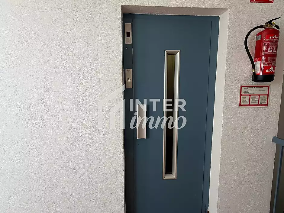À vendre à Rosas – Studio rénové avec terrasse de 72 m² et vue panoramique sur la mer - photo 23 sur 25