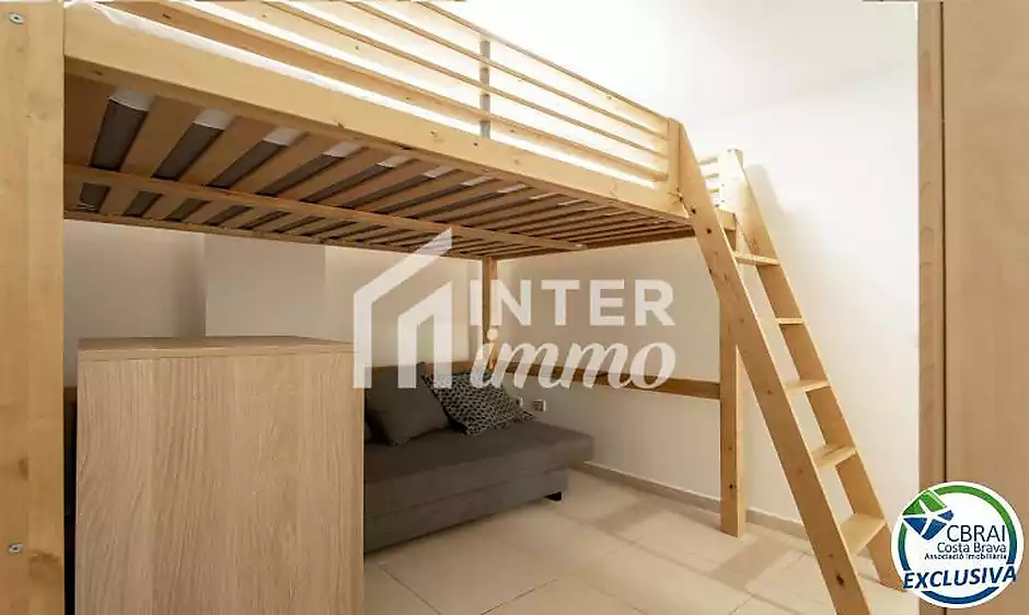 Modern apartament a la planta baixa en complex residencial amb zones enjardinades i piscina comunit&agrave; - foto 14 de 18