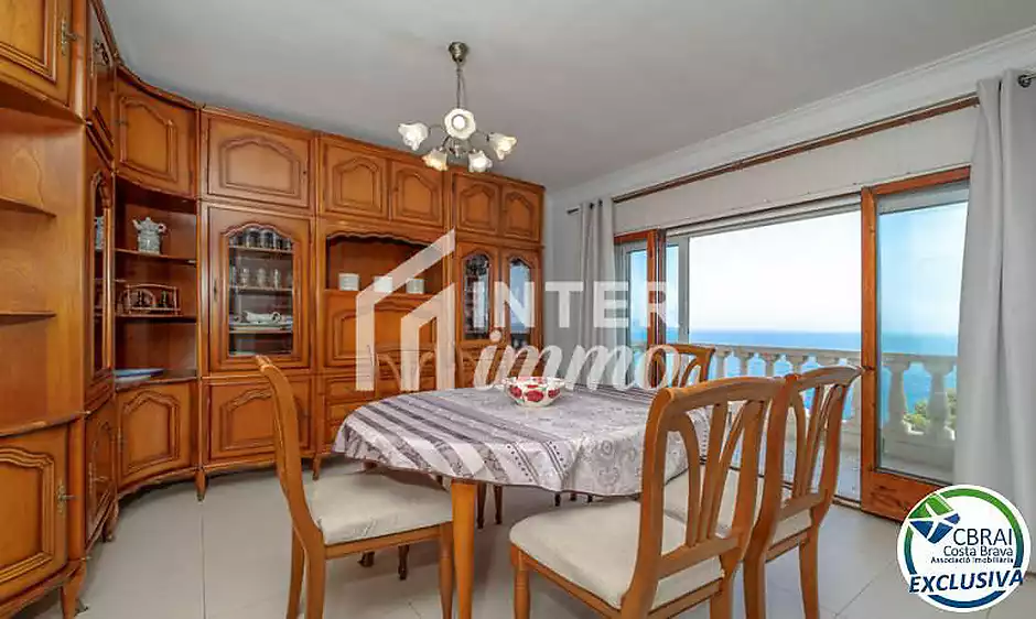 Villa exclusive avec des vues panoramiques spectaculaires sur la mer à El Port de la Selva - photo 17 sur 47