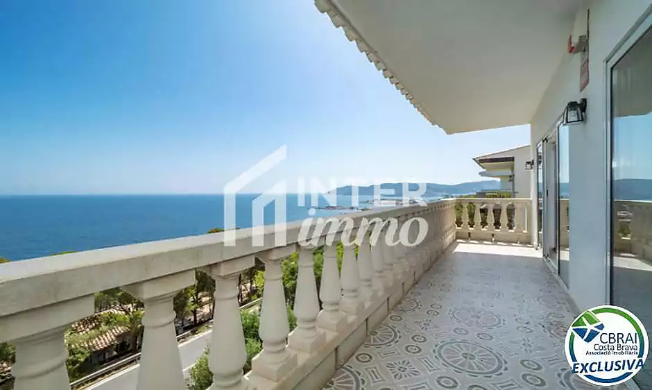Villa exclusive avec des vues panoramiques spectaculaires sur la mer à El Port de la Selva - photo 20 sur 47