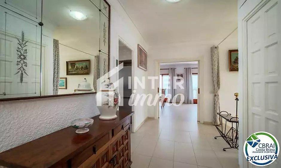 Villa exclusive avec des vues panoramiques spectaculaires sur la mer à El Port de la Selva - photo 25 sur 47