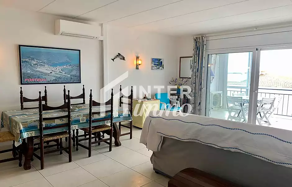 Incredible penthouse with sea view right in front of Segond Moll beach in Roses - photo 13 of 43
