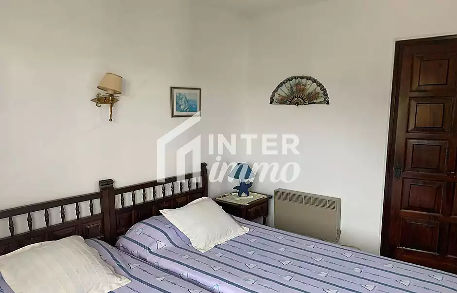 Incredible penthouse with sea view right in front of Segond Moll beach in Roses - photo 32 of 43