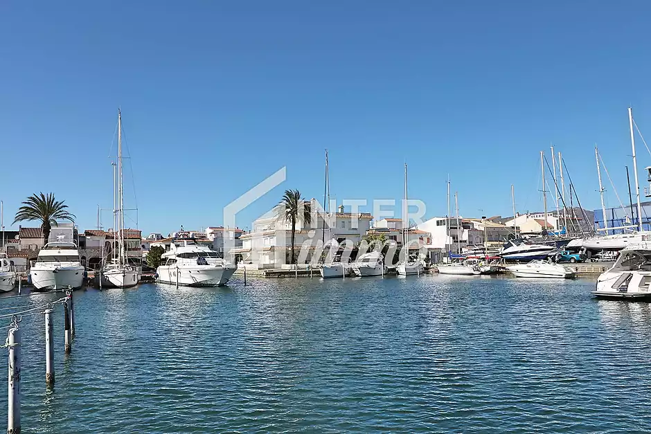 Apartamento con terraza y licencia turística – Empuriabrava - foto 23 de 23