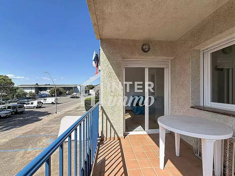 Renovated apartment with pool and parking in Santa Margarita – Roses - photo 7 of 23