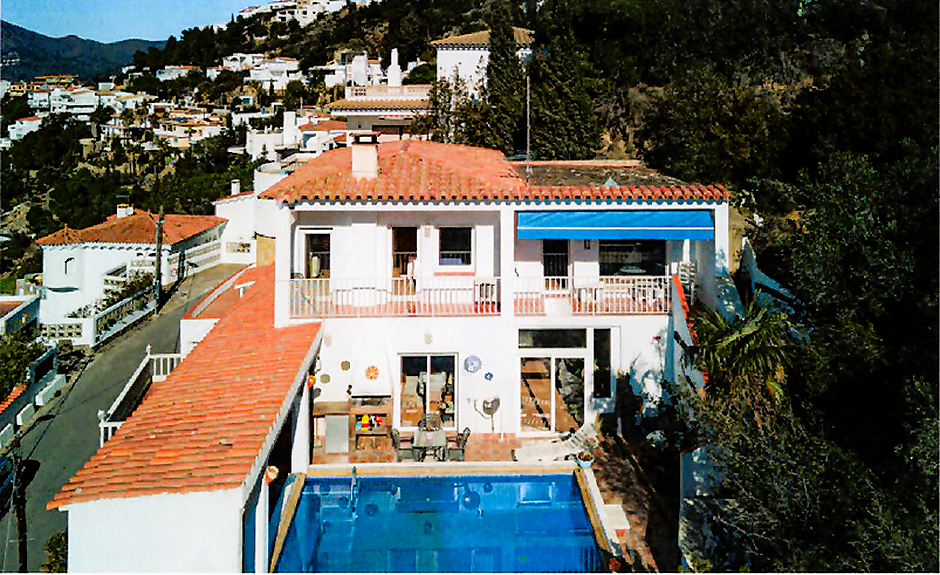 Magn&iacute;fica casa con vista panor&aacute;mica a la Bah&iacute;a de Roses + Licencia tur&iacute;stica - foto 1 de 21