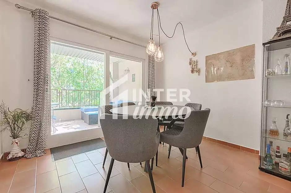 Charming apartment in the center of Roses, 200 m from the beach - photo 7 of 22