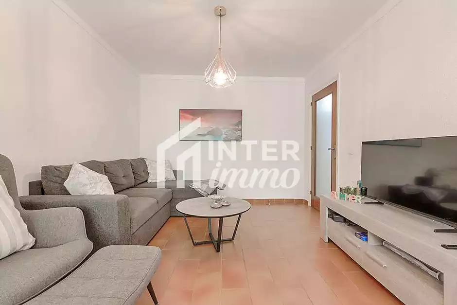 Charming apartment in the center of Roses, 200 m from the beach - photo 9 of 22