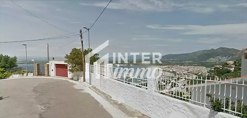 Terreno en Puig Rom - foto 3 de 9