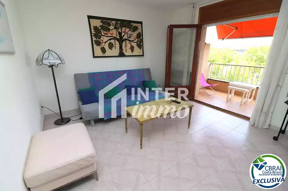 Preci&oacute;s i ampli apartament de dos dormitoris a prop de la platja - foto 5 de 19