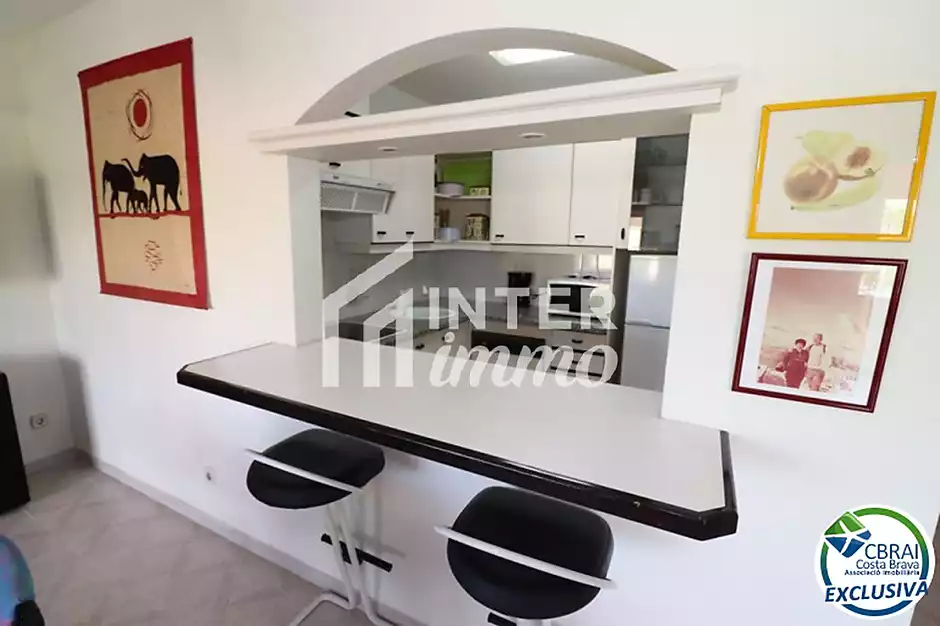 Preci&oacute;s i ampli apartament de dos dormitoris a prop de la platja - foto 7 de 19