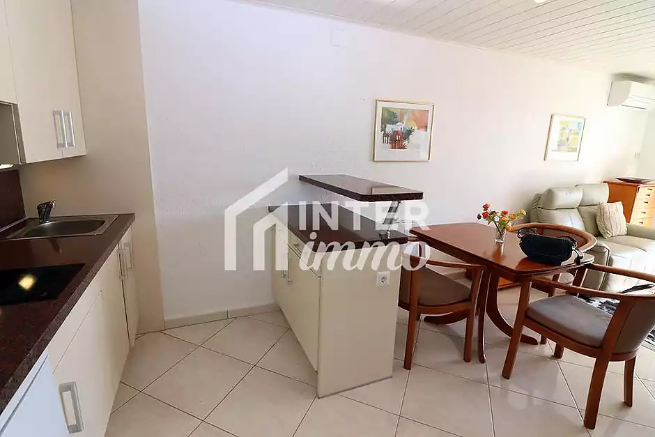 Encantador apartamento en venta en Empuriabrava con vistas al canal - foto 11 de 18