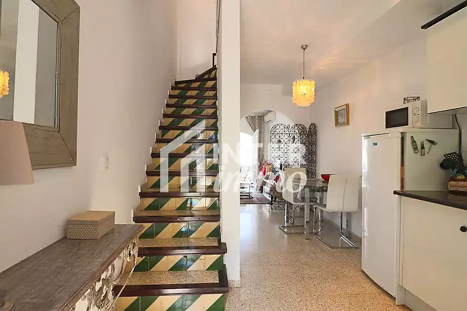 Townhouse with a private 10m x 3m mooring in Porto Fino, Empuriabrava - photo 8 of 17