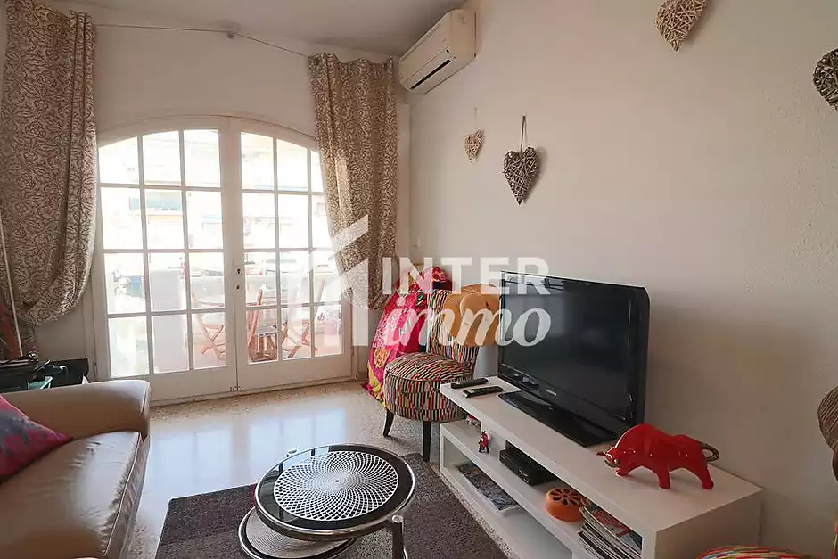 Townhouse with a private 10m x 3m mooring in Porto Fino, Empuriabrava - photo 15 of 17