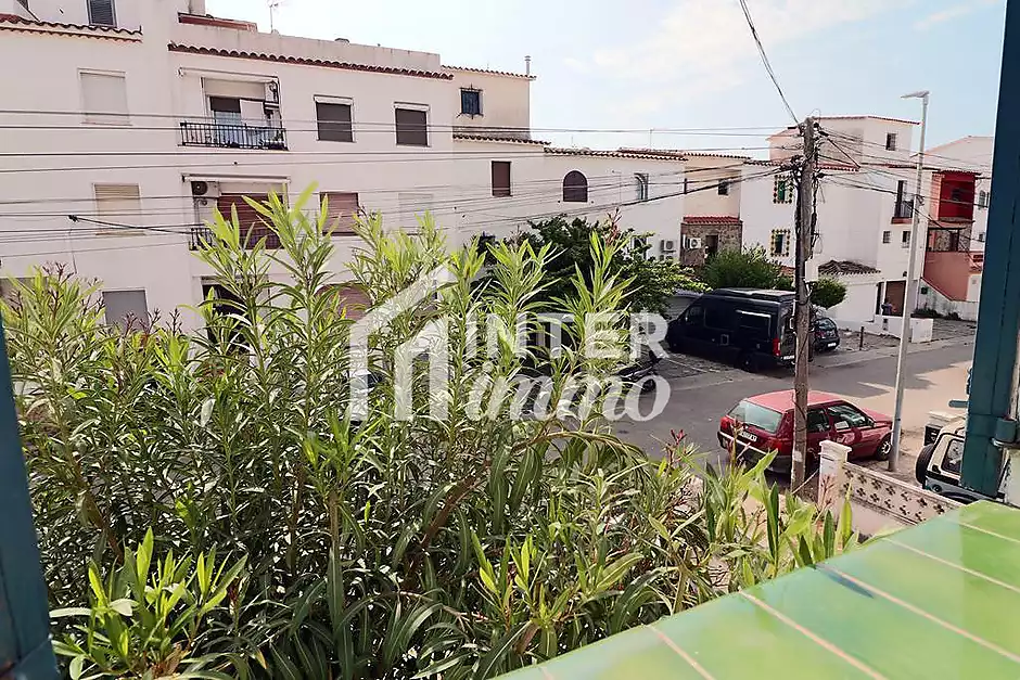 Townhouse with a private 10m x 3m mooring in Porto Fino, Empuriabrava - photo 17 of 17