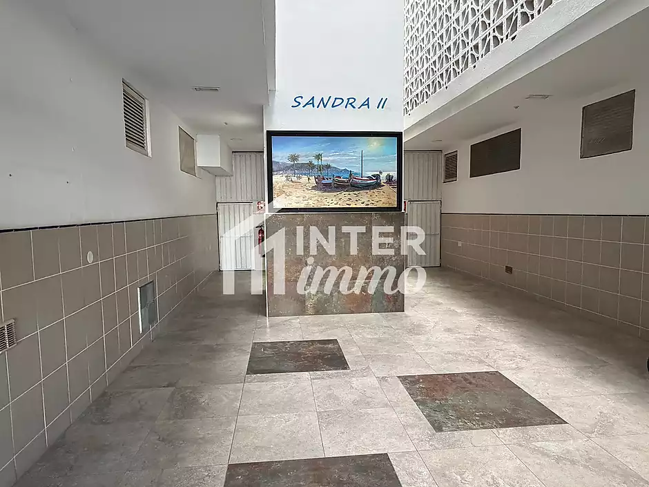 Amplio y luminoso apartamento situado a pocos pasos de la playa, ideal para disfrutar del mar y de t - foto 26 de 40