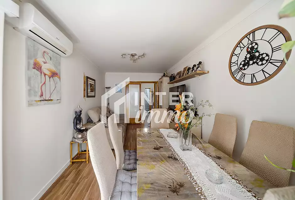 Appartement en plein centre-ville, &agrave; seulement 250 m&egrave;tres de la plage - photo 12 sur 34