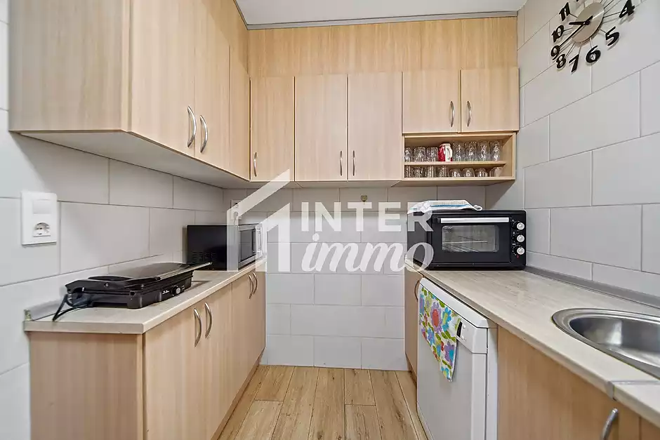 Appartement en plein centre-ville, &agrave; seulement 250 m&egrave;tres de la plage - photo 15 sur 34