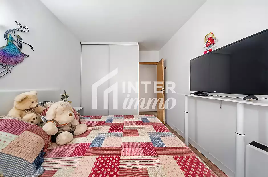 Appartement en plein centre-ville, &agrave; seulement 250 m&egrave;tres de la plage - photo 20 sur 34