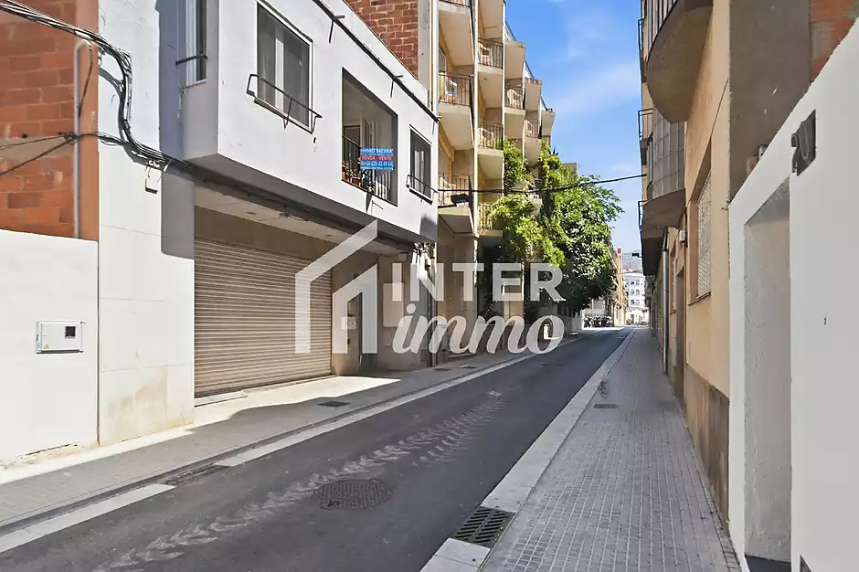 Appartement en plein centre-ville, &agrave; seulement 250 m&egrave;tres de la plage - photo 29 sur 34